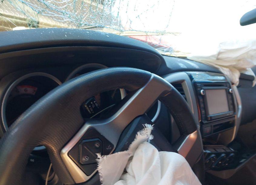 Photo 14 of 2015 Toyota Tacoma PRERUNNER V6 (VIN 5TFJU4GN1FX065859)