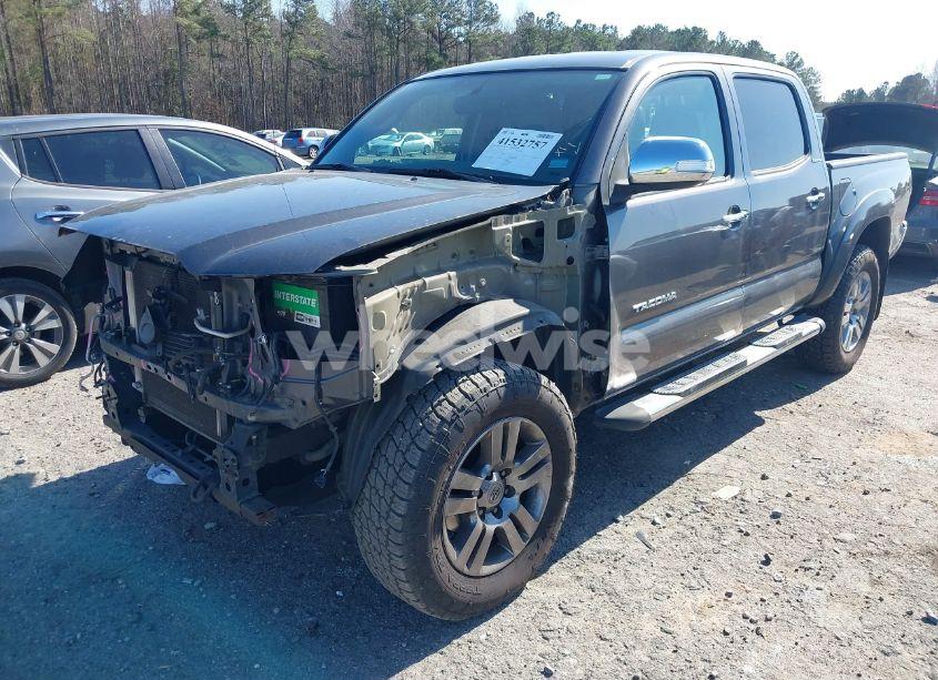 Photo 2 of 2013 Toyota Tacoma DOUBLE CAB PRERUNNER (VIN 5TFJU4GN2DX031877)