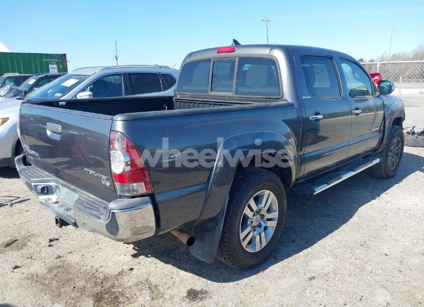 Photo 4 of 2013 Toyota Tacoma DOUBLE CAB PRERUNNER (VIN 5TFJU4GN2DX031877)