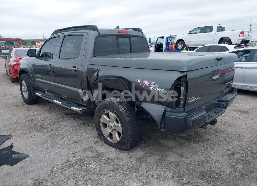 Photo 3 of 2013 Toyota Tacoma DOUBLE CAB PRERUNNER (VIN 5TFJU4GN3DX033735)