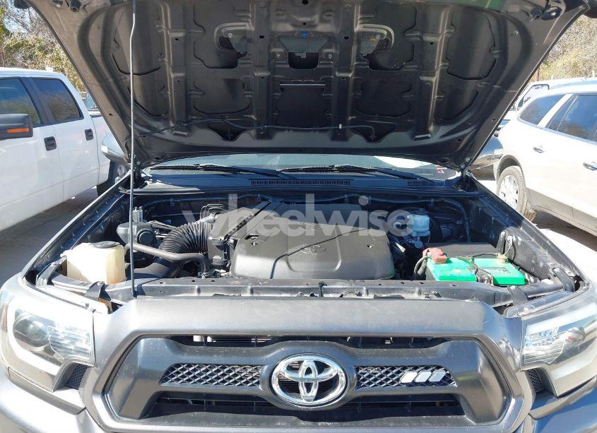 Photo 10 of 2014 Toyota Tacoma PRERUNNER V6 (VIN 5TFJU4GN3EX057731)
