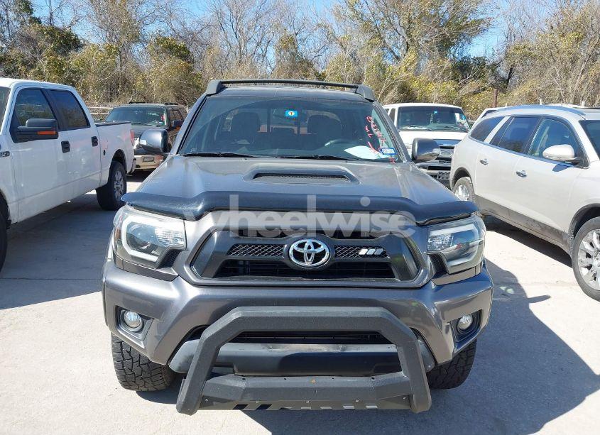 Photo 12 of 2014 Toyota Tacoma PRERUNNER V6 (VIN 5TFJU4GN3EX057731)