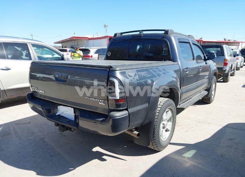 Photo 4 of 2014 Toyota Tacoma PRERUNNER V6 (VIN 5TFJU4GN3EX057731)