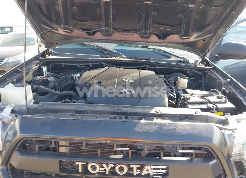 Photo 10 of 2015 Toyota Tacoma PRERUNNER V6 (VIN 5TFJU4GN3FX065460)