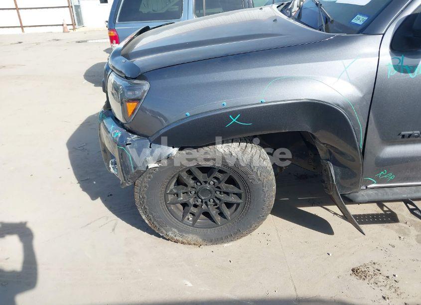 Photo 6 of 2015 Toyota Tacoma PRERUNNER V6 (VIN 5TFJU4GN3FX065460)