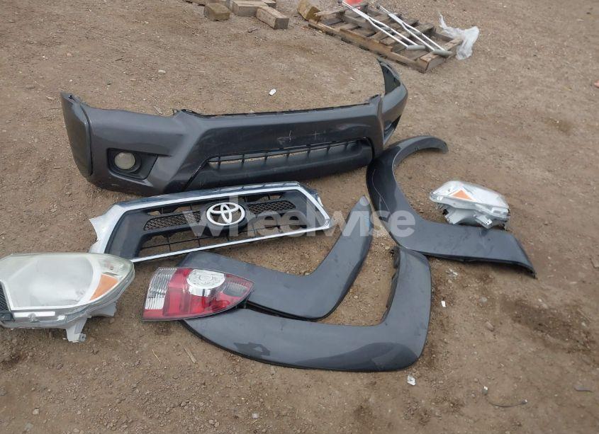 Photo 12 of 2013 Toyota Tacoma DOUBLE CAB PRERUNNER (VIN 5TFJU4GN4DX039706)