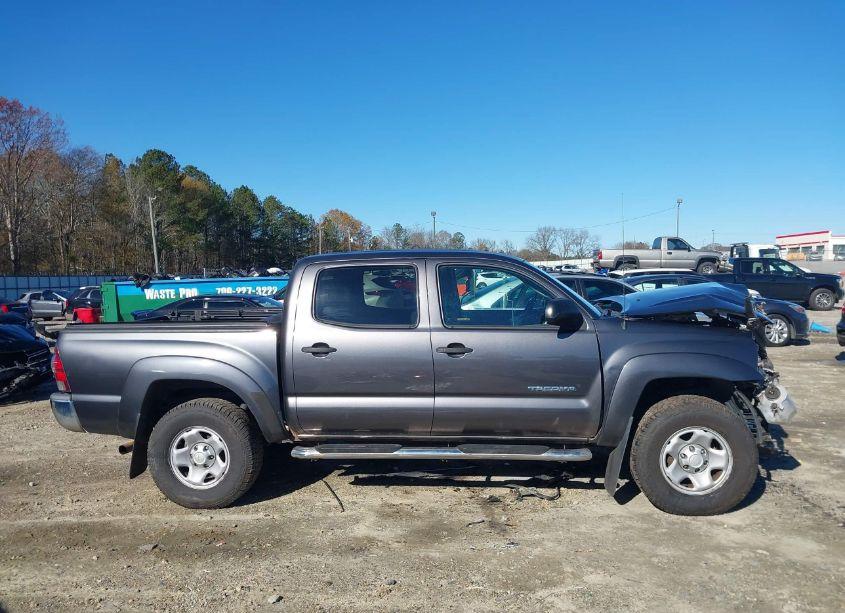 Photo 14 of 2013 Toyota Tacoma DOUBLE CAB PRERUNNER (VIN 5TFJU4GN4DX044985)