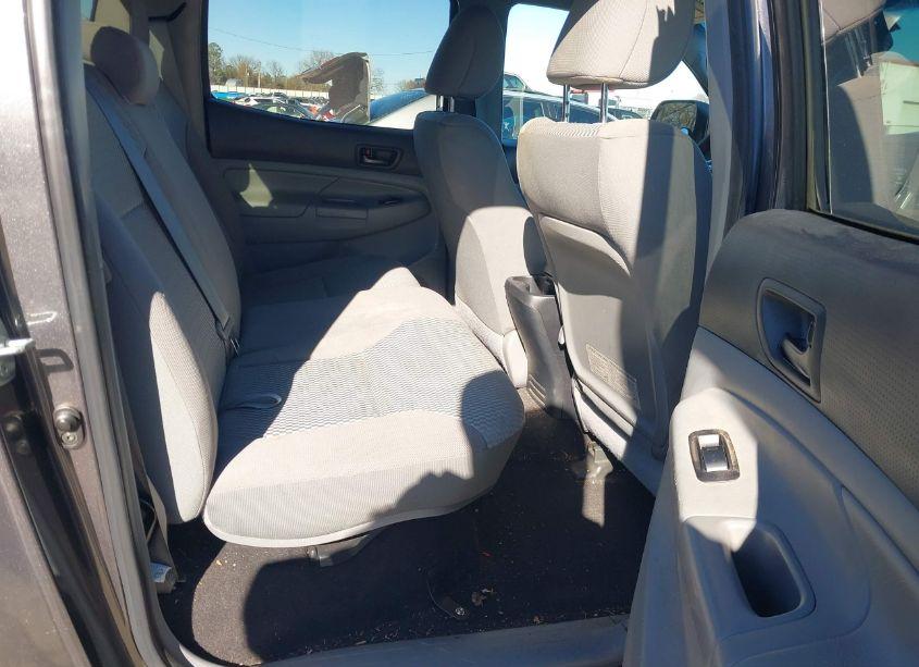 Photo 8 of 2013 Toyota Tacoma DOUBLE CAB PRERUNNER (VIN 5TFJU4GN4DX044985)