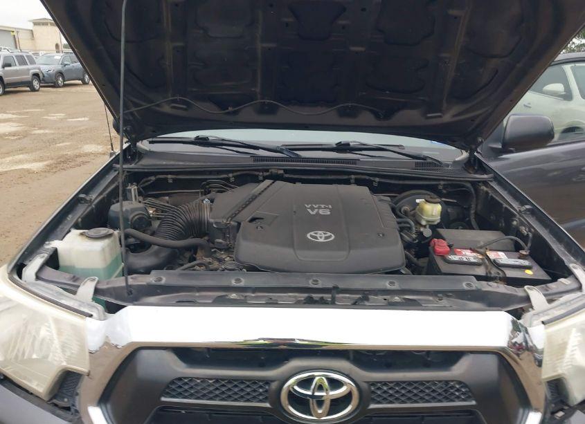 Photo 10 of 2013 Toyota Tacoma DOUBLE CAB PRERUNNER (VIN 5TFJU4GN4DX046655)