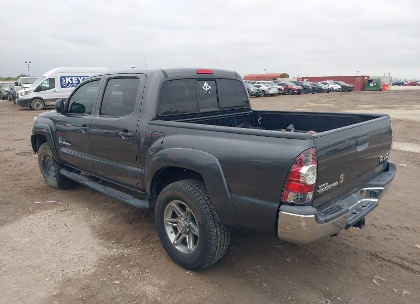 Photo 3 of 2013 Toyota Tacoma DOUBLE CAB PRERUNNER (VIN 5TFJU4GN4DX046655)