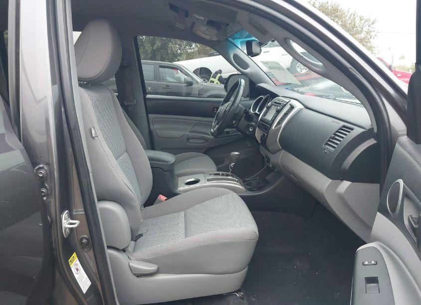 Photo 5 of 2013 Toyota Tacoma DOUBLE CAB PRERUNNER (VIN 5TFJU4GN4DX046655)