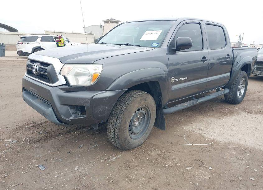 Photo 6 of 2013 Toyota Tacoma DOUBLE CAB PRERUNNER (VIN 5TFJU4GN4DX046655)