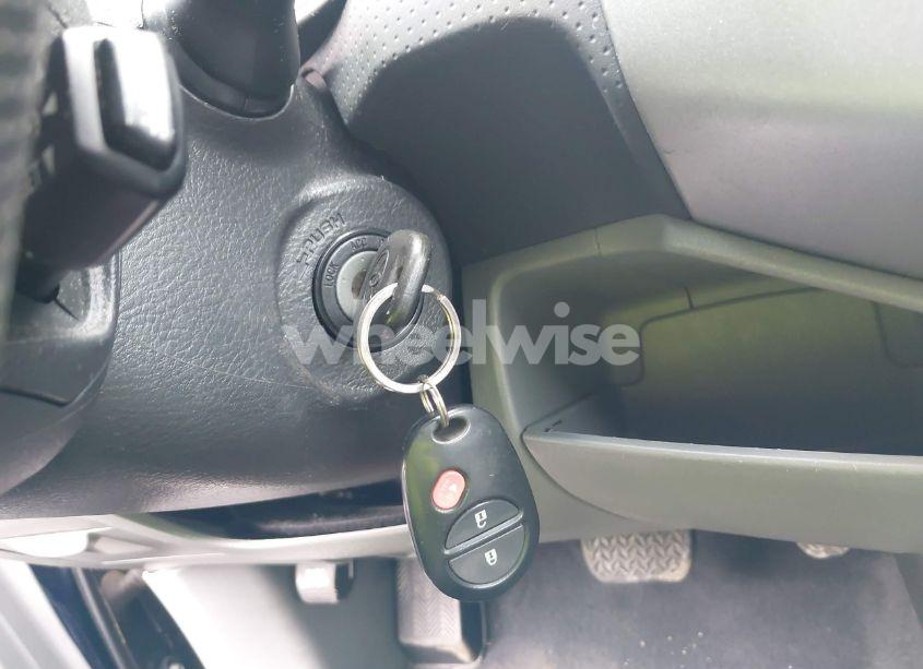 Photo 11 of 2012 Toyota Tacoma PRERUNNER V6 (VIN 5TFJU4GN5CX014988)