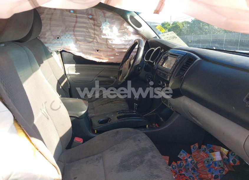Photo 5 of 2013 Toyota Tacoma PRERUNNER V6 (VIN 5TFJU4GN5DX040038)