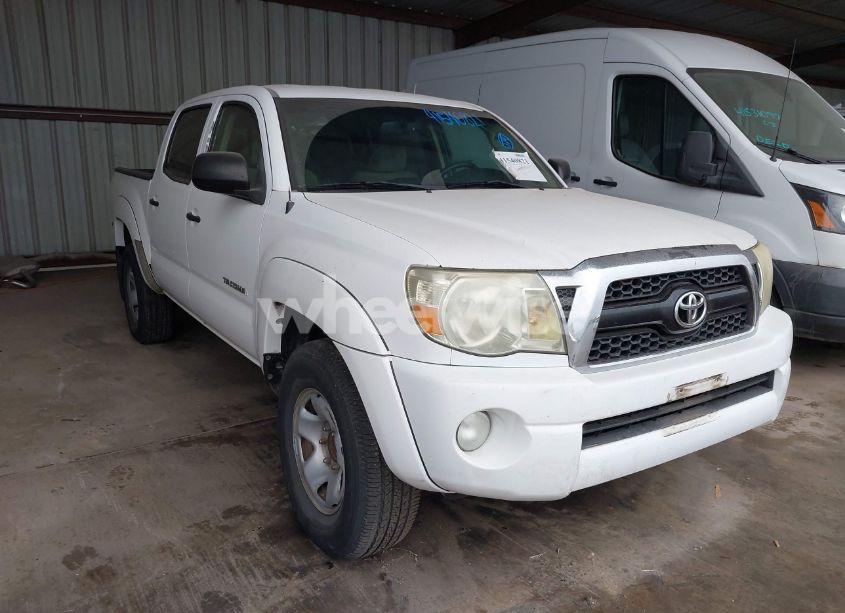 2011 Toyota Tacoma DOUBLE CAB PRERUNNER (VIN 5TFJU4GN6BX008552) main photo