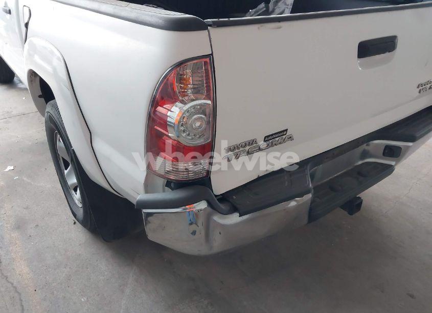 Photo 17 of 2011 Toyota Tacoma DOUBLE CAB PRERUNNER (VIN 5TFJU4GN6BX008552)