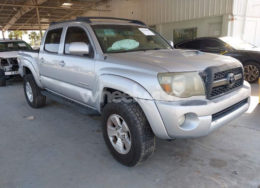 2011 Toyota Tacoma PRERUNNER V6 (VIN 5TFJU4GN6BX011127) main photo