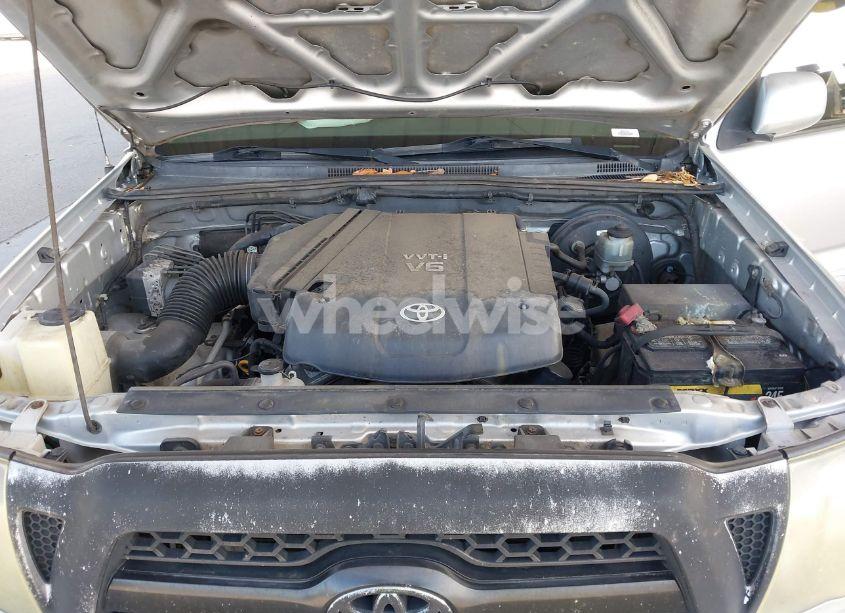 Photo 10 of 2011 Toyota Tacoma PRERUNNER V6 (VIN 5TFJU4GN6BX011127)