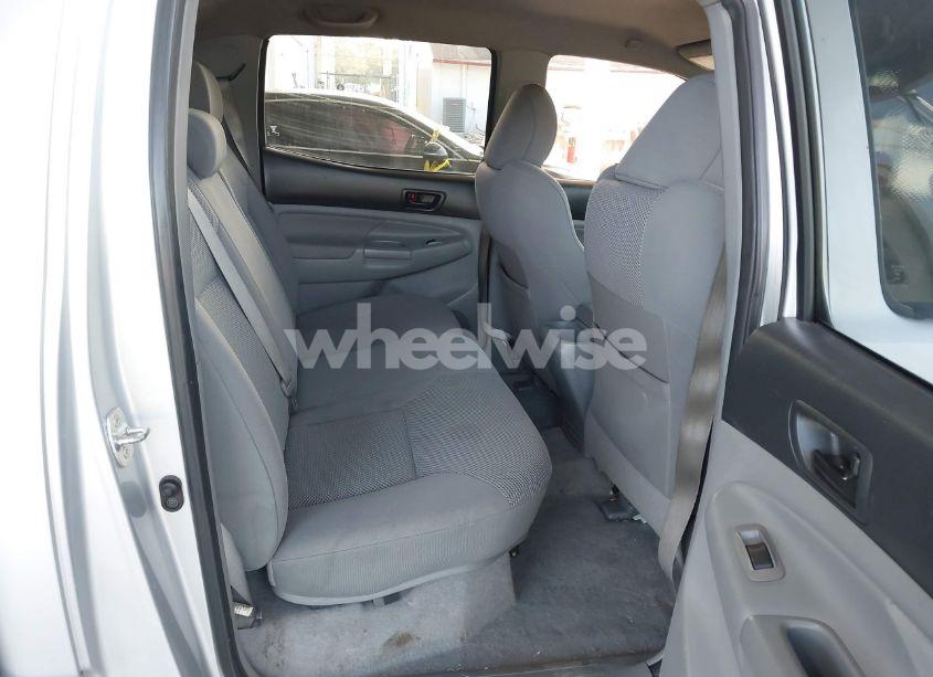 Photo 8 of 2011 Toyota Tacoma PRERUNNER V6 (VIN 5TFJU4GN6BX011127)