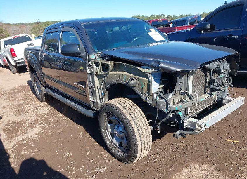 2013 Toyota Tacoma DOUBLE CAB PRERUNNER (VIN 5TFJU4GN6DX038640) main photo
