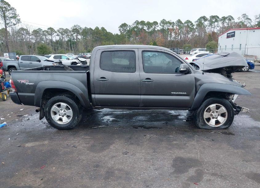 Photo 14 of 2013 Toyota Tacoma DOUBLE CAB PRERUNNER (VIN 5TFJU4GN6DX046656)