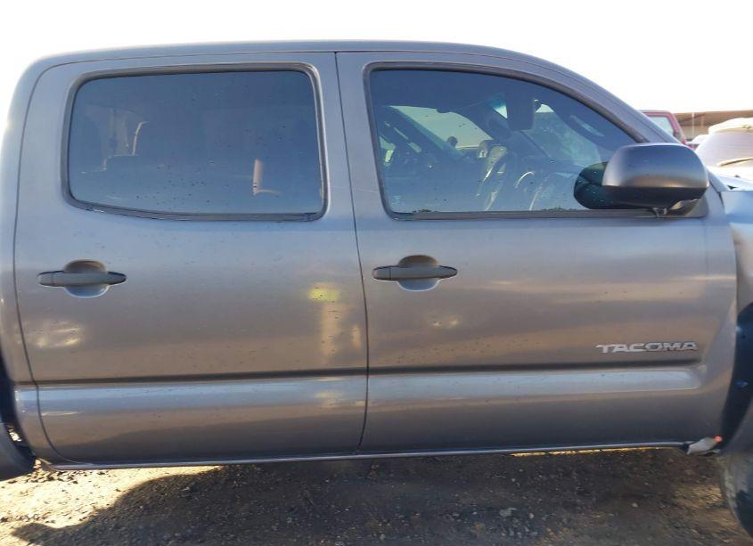 Photo 13 of 2013 Toyota Tacoma DOUBLE CAB PRERUNNER (VIN 5TFJU4GN6DX049945)