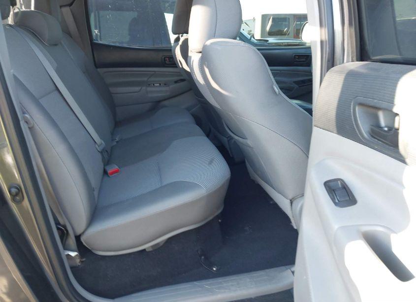 Photo 8 of 2013 Toyota Tacoma DOUBLE CAB PRERUNNER (VIN 5TFJU4GN6DX049945)