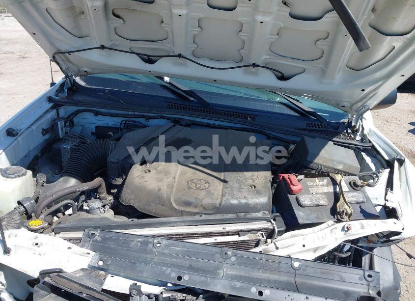 Photo 10 of 2015 Toyota Tacoma PRERUNNER V6 (VIN 5TFJU4GN7FX068622)