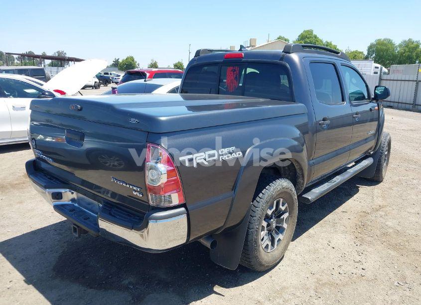 Photo 4 of 2015 Toyota Tacoma PRERUNNER V6 (VIN 5TFJU4GN7FX072816)