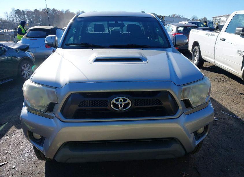 Photo 13 of 2015 Toyota Tacoma DOUBLE CAB PRERUNNER (VIN 5TFJU4GN7FX080527)