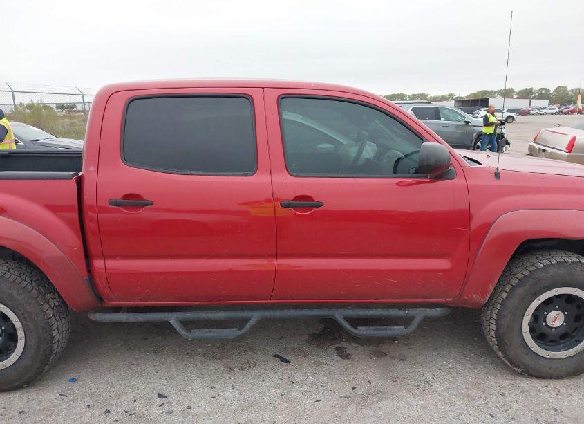 Photo 13 of 2011 Toyota Tacoma DOUBLE CAB PRERUNNER (VIN 5TFJU4GN8BX010223)