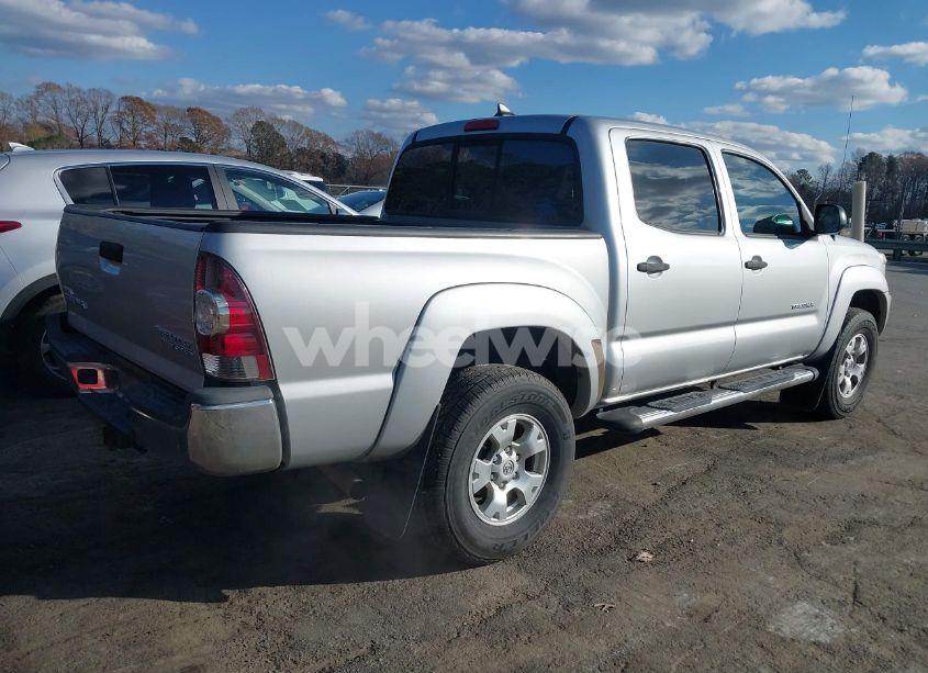 Photo 4 of 2012 Toyota Tacoma PRERUNNER V6 (VIN 5TFJU4GN8CX016346)