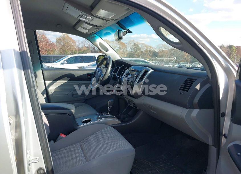 Photo 5 of 2012 Toyota Tacoma PRERUNNER V6 (VIN 5TFJU4GN8CX016346)