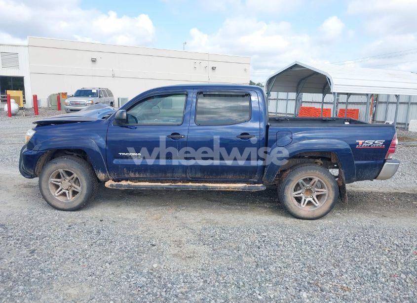 Photo 14 of 2013 Toyota Tacoma PRERUNNER V6 (VIN 5TFJU4GN8DX043709)