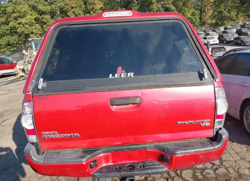 Photo 16 of 2014 Toyota Tacoma PRERUNNER V6 (VIN 5TFJU4GN8EX056039)