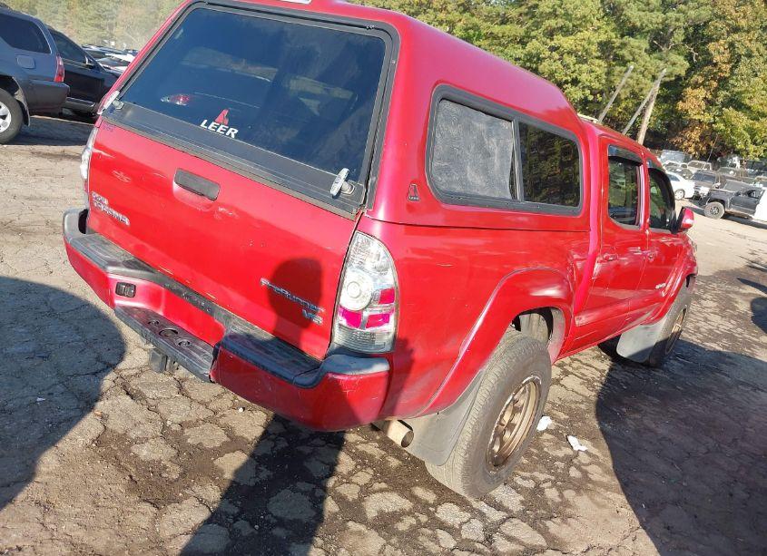 Photo 4 of 2014 Toyota Tacoma PRERUNNER V6 (VIN 5TFJU4GN8EX056039)