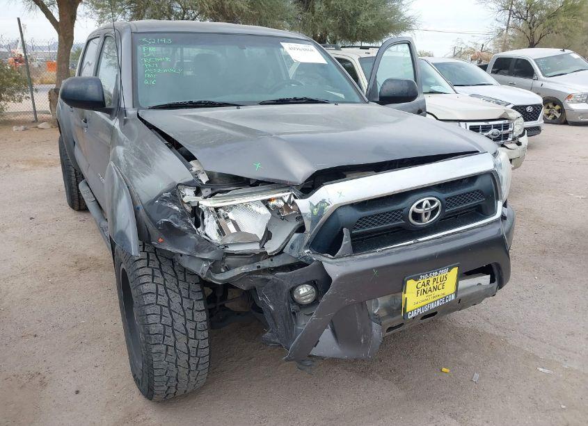 Photo 6 of 2015 Toyota Tacoma DOUBLE CAB PRERUNNER (VIN 5TFJU4GN9FX074552)