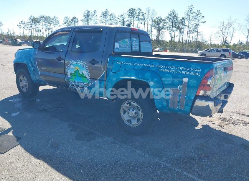 Photo 3 of 2015 Toyota Tacoma PRERUNNER V6 (VIN 5TFJU4GN9FX085471)