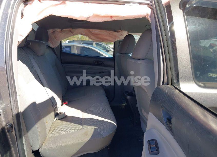 Photo 8 of 2015 Toyota Tacoma PRERUNNER V6 (VIN 5TFJU4GN9FX085471)