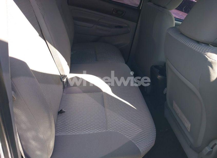 Photo 8 of 2015 Toyota Tacoma PRERUNNER V6 (VIN 5TFJU4GN9FX089732)