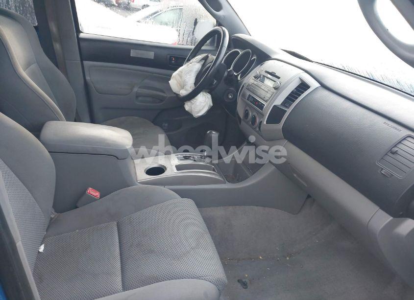 Photo 5 of 2011 Toyota Tacoma DOUBLE CAB PRERUNNER (VIN 5TFJU4GNXBX005069)