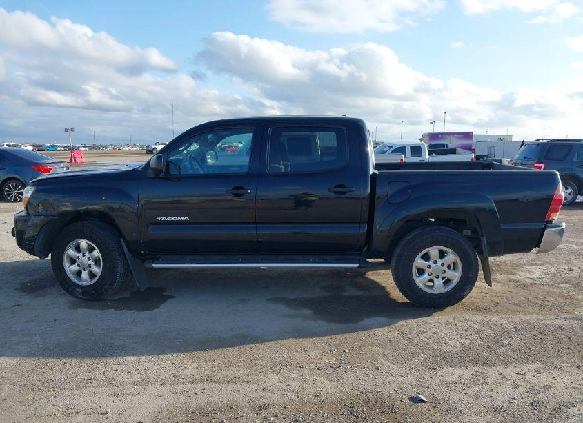 Photo 14 of 2011 Toyota Tacoma DOUBLE CAB PRERUNNER (VIN 5TFJU4GNXBX008277)