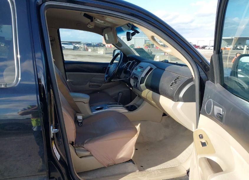 Photo 5 of 2011 Toyota Tacoma DOUBLE CAB PRERUNNER (VIN 5TFJU4GNXBX008277)