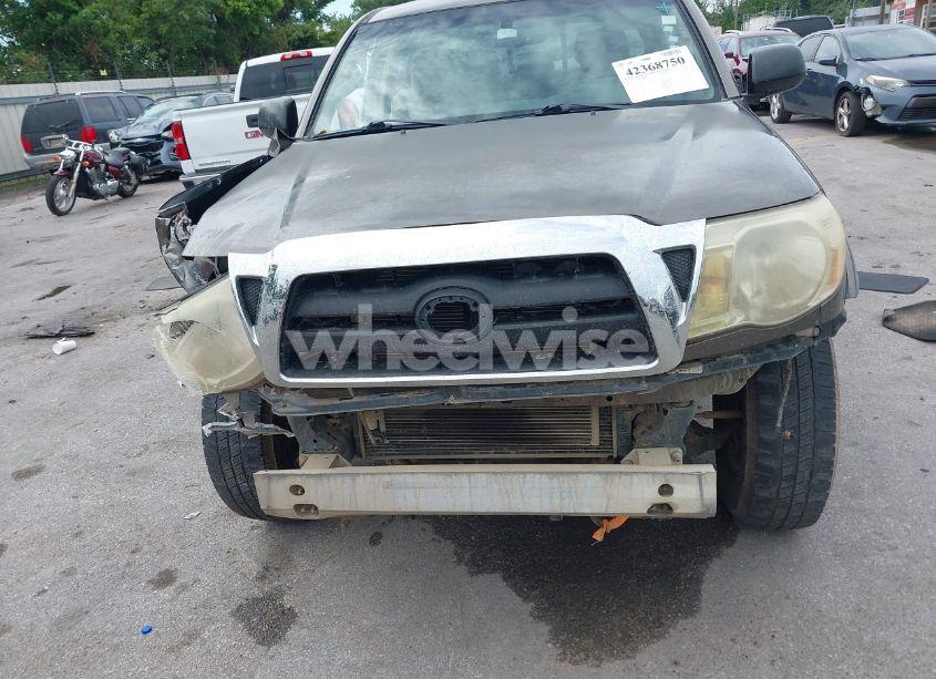 Photo 13 of 2011 Toyota Tacoma PRERUNNER V6 (VIN 5TFJU4GNXBX010448)