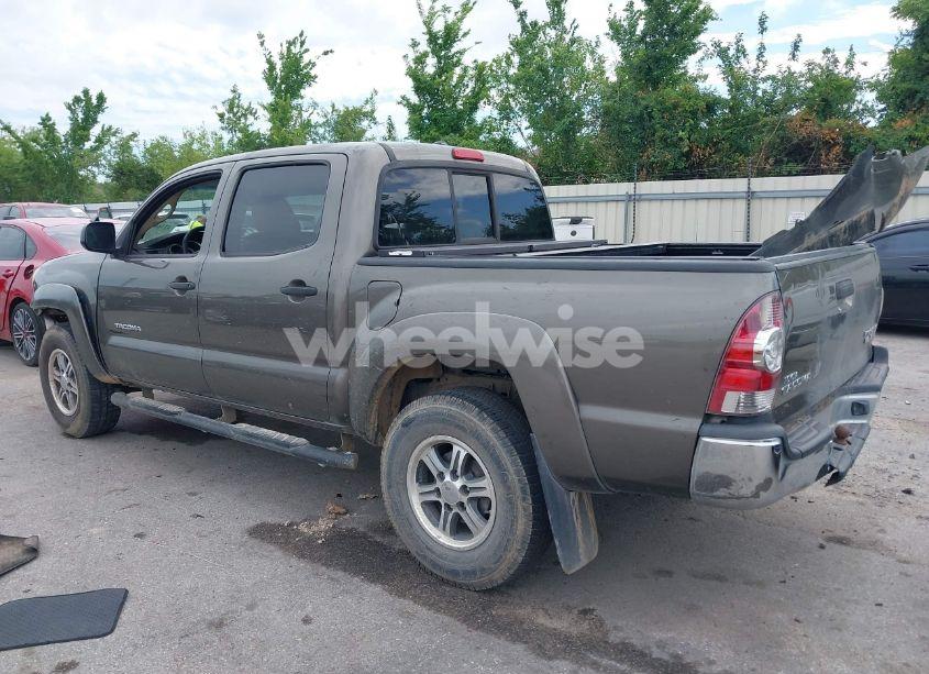 Photo 3 of 2011 Toyota Tacoma PRERUNNER V6 (VIN 5TFJU4GNXBX010448)