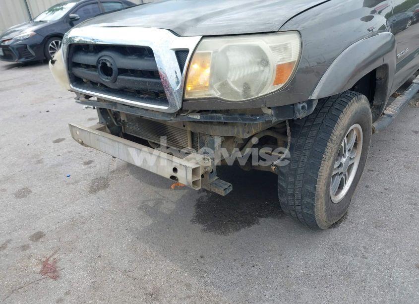 Photo 6 of 2011 Toyota Tacoma PRERUNNER V6 (VIN 5TFJU4GNXBX010448)