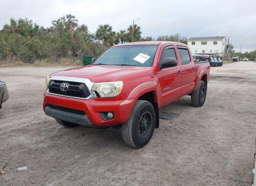 Photo 2 of 2013 Toyota Tacoma DOUBLE CAB PRERUNNER (VIN 5TFJU4GNXDX032937)