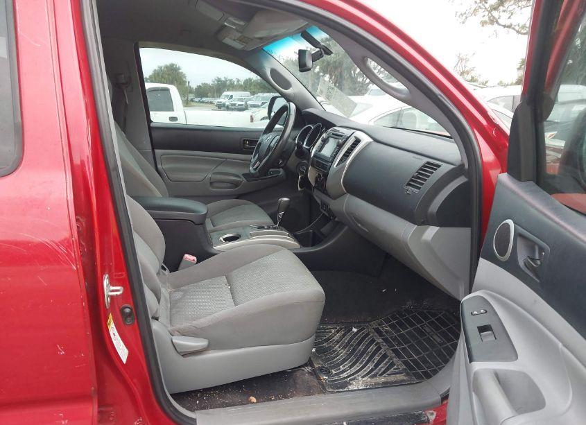 Photo 5 of 2013 Toyota Tacoma DOUBLE CAB PRERUNNER (VIN 5TFJU4GNXDX032937)