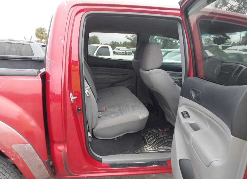 Photo 8 of 2013 Toyota Tacoma DOUBLE CAB PRERUNNER (VIN 5TFJU4GNXDX032937)