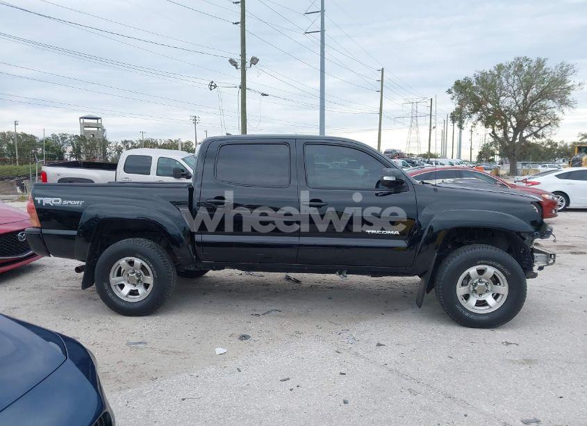 Photo 14 of 2015 Toyota Tacoma DOUBLE CAB PRERUNNER (VIN 5TFJU4GNXFX067366)